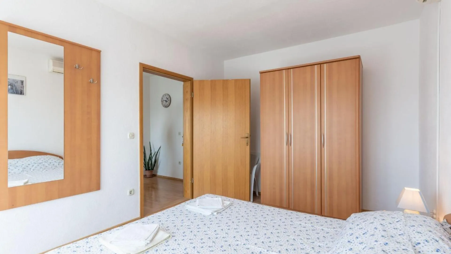 Charming Trogir Apartments With Balcony