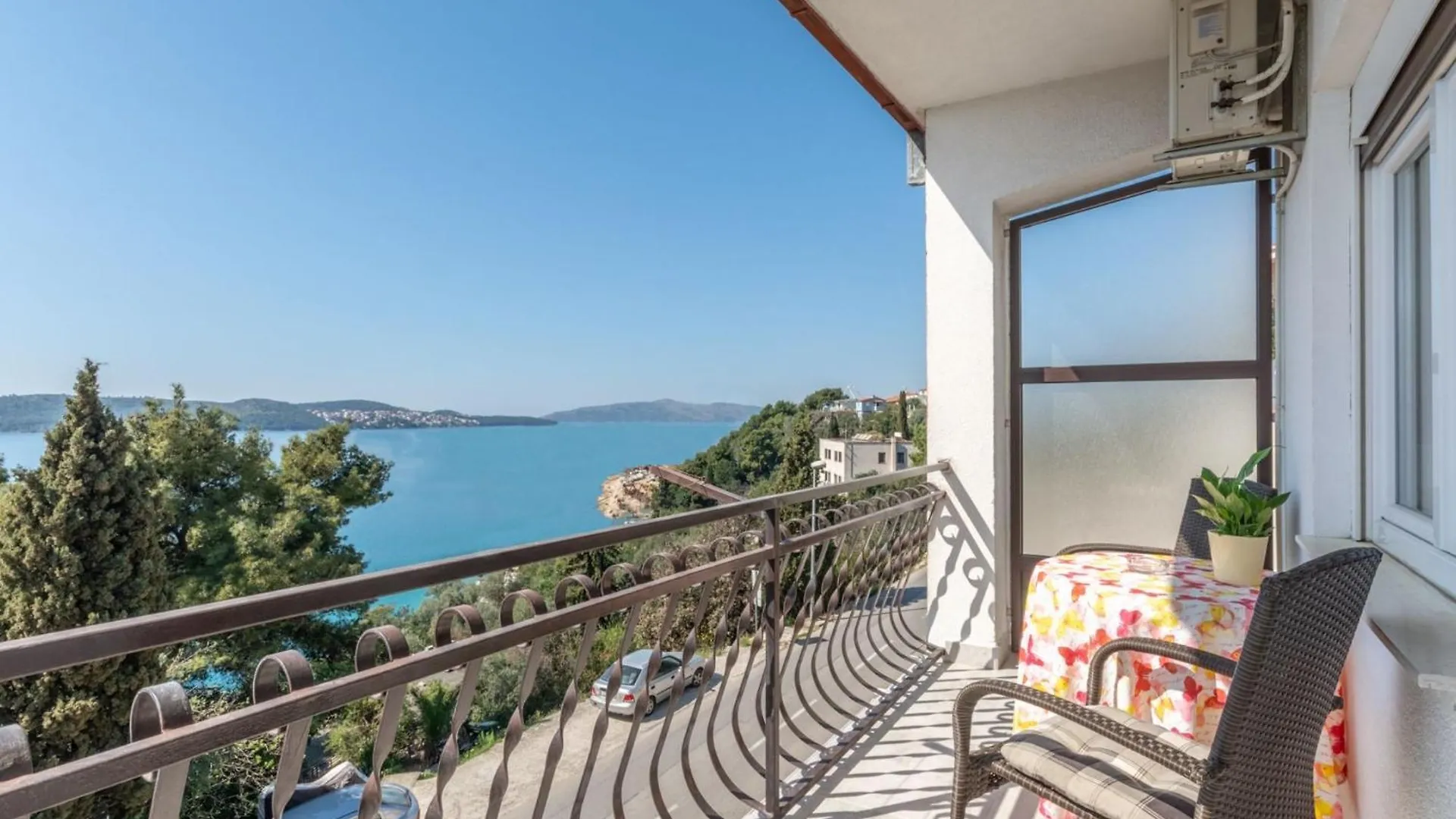 Charming Trogir Apartments With Balcony Croatia