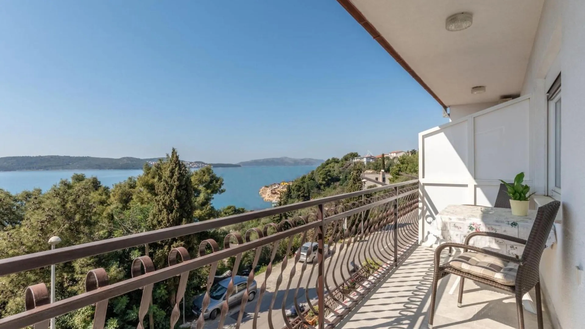 Charming Trogir Apartments With Balcony