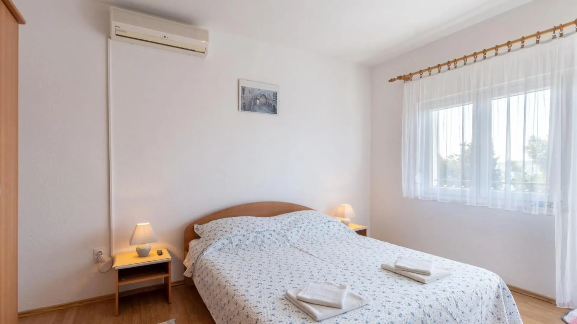 Charming Trogir Apartments With Balcony