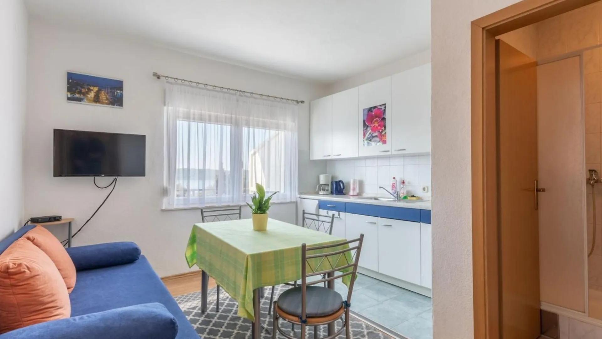 Charming Trogir Apartments With Balcony 0*,  Croatia